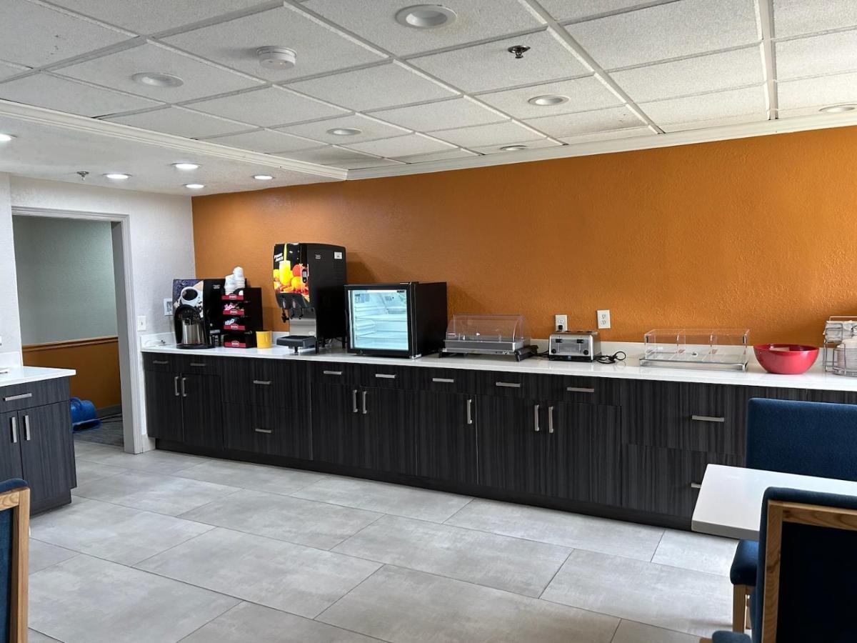 拉群塔奥兰多南部酒店&套房 Williamsburg 外观 照片