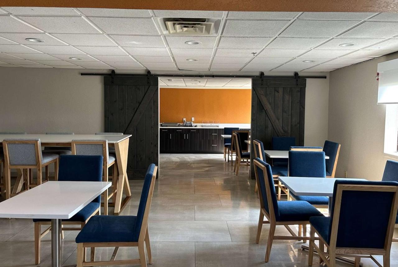 拉群塔奥兰多南部酒店&套房 Williamsburg 外观 照片